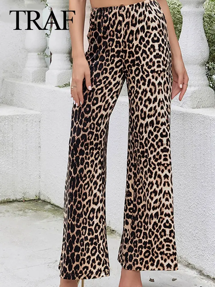 Брюки TRAF женские с леопардовым принтом, модные облегающие длинные брюки с завышенной талией, шикарные винтажные прямые штаны с широкими штанинами, весна 2024
Брюки TRAF женские с леопардовым принтом, модные облегающие длинные брюки с завышенной талией, шикарные винтажные прямые штаны с широкими штанинами, весна 2024