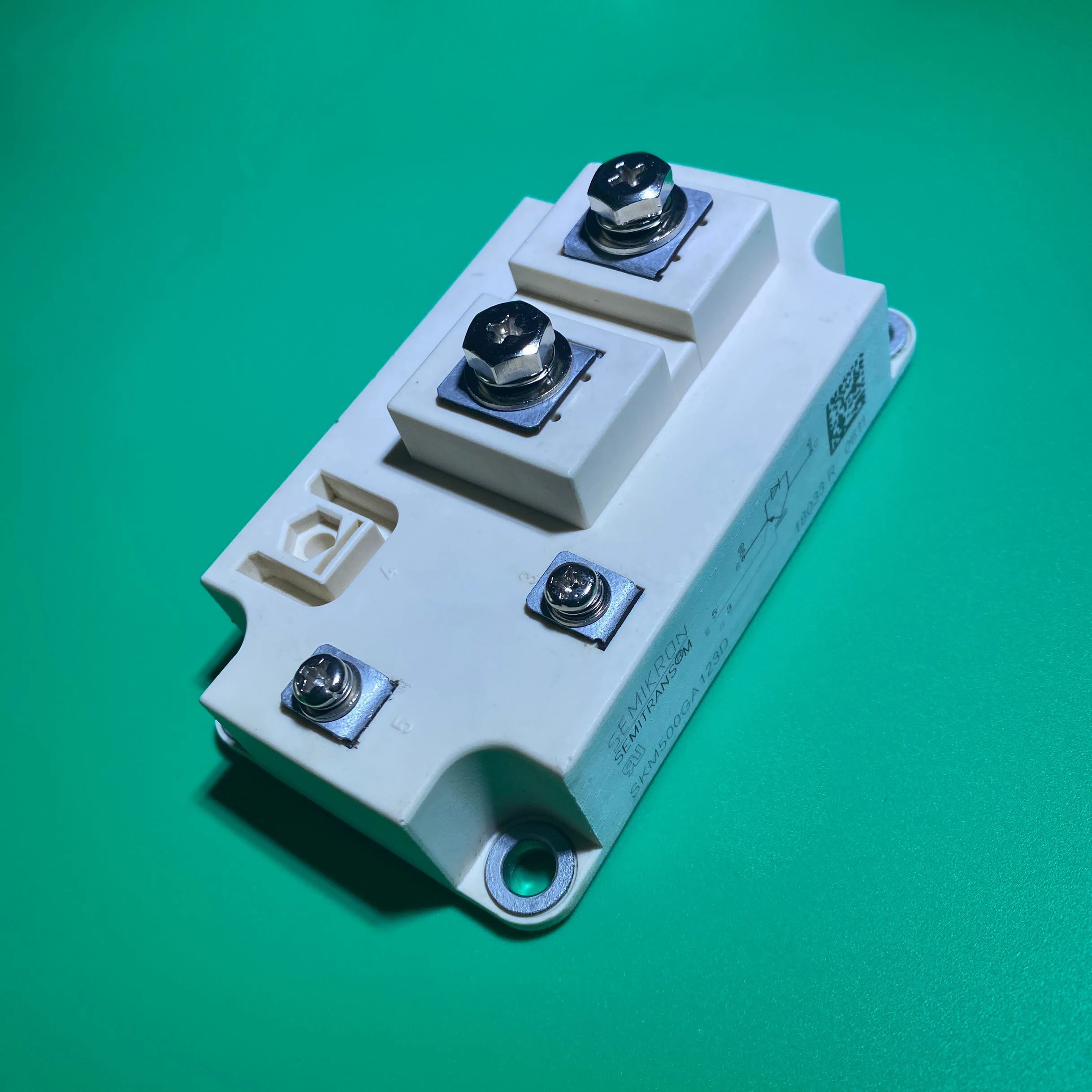 Модуль SKM500GA123D, системный блок 500ga 123D, модуль IGBT SEMITRANS, новый диапазон системный блок 500ga123 D системный блок 500 GA123D SKM 500GA123D
Модуль SKM500GA123D, системный блок 500ga 123D, модуль IGBT SEMITRANS, новый диапазон системный блок 500ga123 D системный блок 500 GA123D SKM 500GA123D