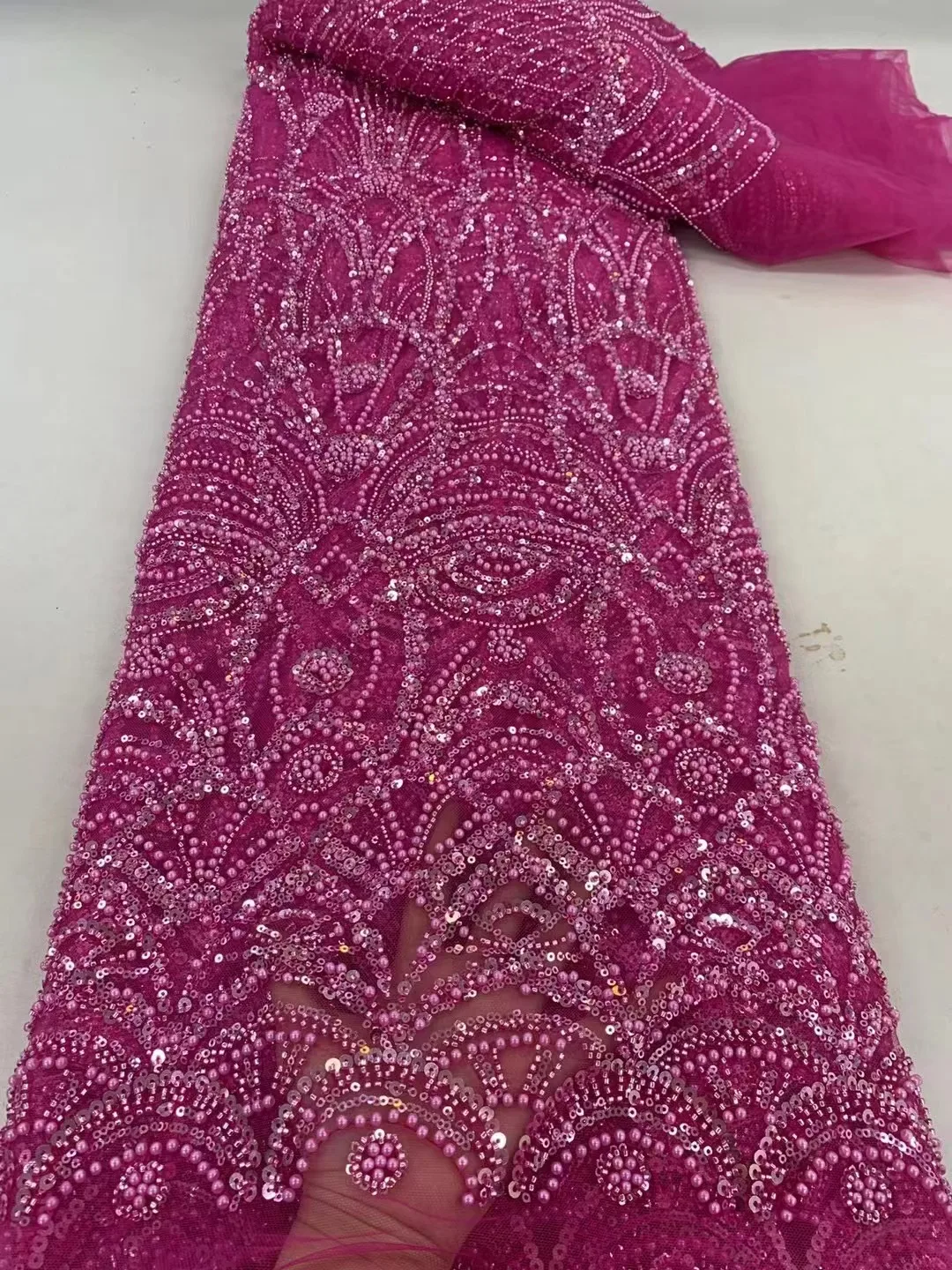 Luxury French Tulle Beads Lace Fabric African Lace Fabric High Quality Nigerian Sequin Embroidery Fabric For Wedding Sewing
Luxury French Tulle Beads Lace Fabric African Lace Fabric High Quality Nigerian Sequin Embroidery Fabric For Wedding Sewing