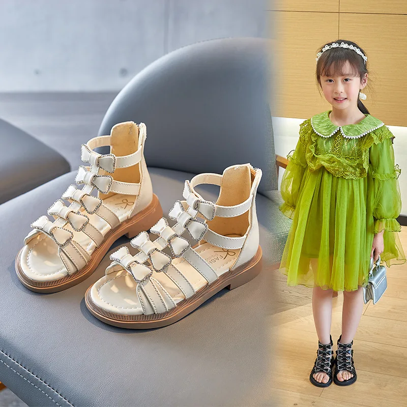 Girls Sandals Summer 2023 New Fashion Gladiator Children Sandals Peeptoe Soft Soled Baby Princess Crystal Bow Kids Roman Shoes
Girls Sandals Summer 2023 New Fashion Gladiator Children Sandals Peeptoe Soft Soled Baby Princess Crystal Bow Kids Roman Shoes