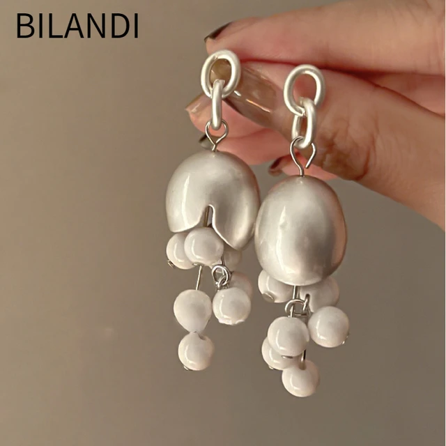 Bilandi-Boucles d'oreilles pompon perle blanche en métal pour femme, bijoux vintage, accessoires d'oreille, cadeaux de fête, mode populaire, tempérament 1