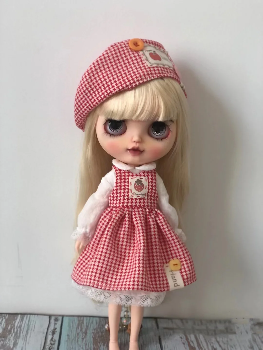 Dula Doll Clothes Dress Vest skirt berets Blythe ob24 ob22 Azone Licca ICY JerryB 1/6 Bjd Doll Accessories
Dula Doll Clothes Dress Vest skirt berets Blythe ob24 ob22 Azone Licca ICY JerryB 1/6 Bjd Doll Accessories