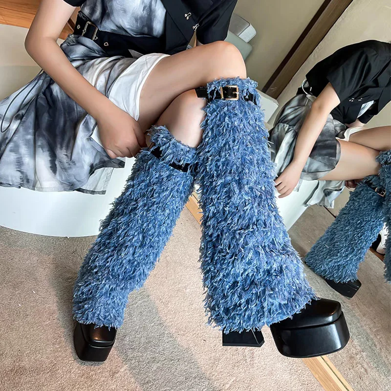 Platform Knee High Boot With Fluffy Super High Heels Square Toe Chunky Autumn Winter Shoes Belt Buckle Fuzzy Slip On Long Boots
Platform Knee High Boot With Fluffy Super High Heels Square Toe Chunky Autumn Winter Shoes Belt Buckle Fuzzy Slip On Long Boots