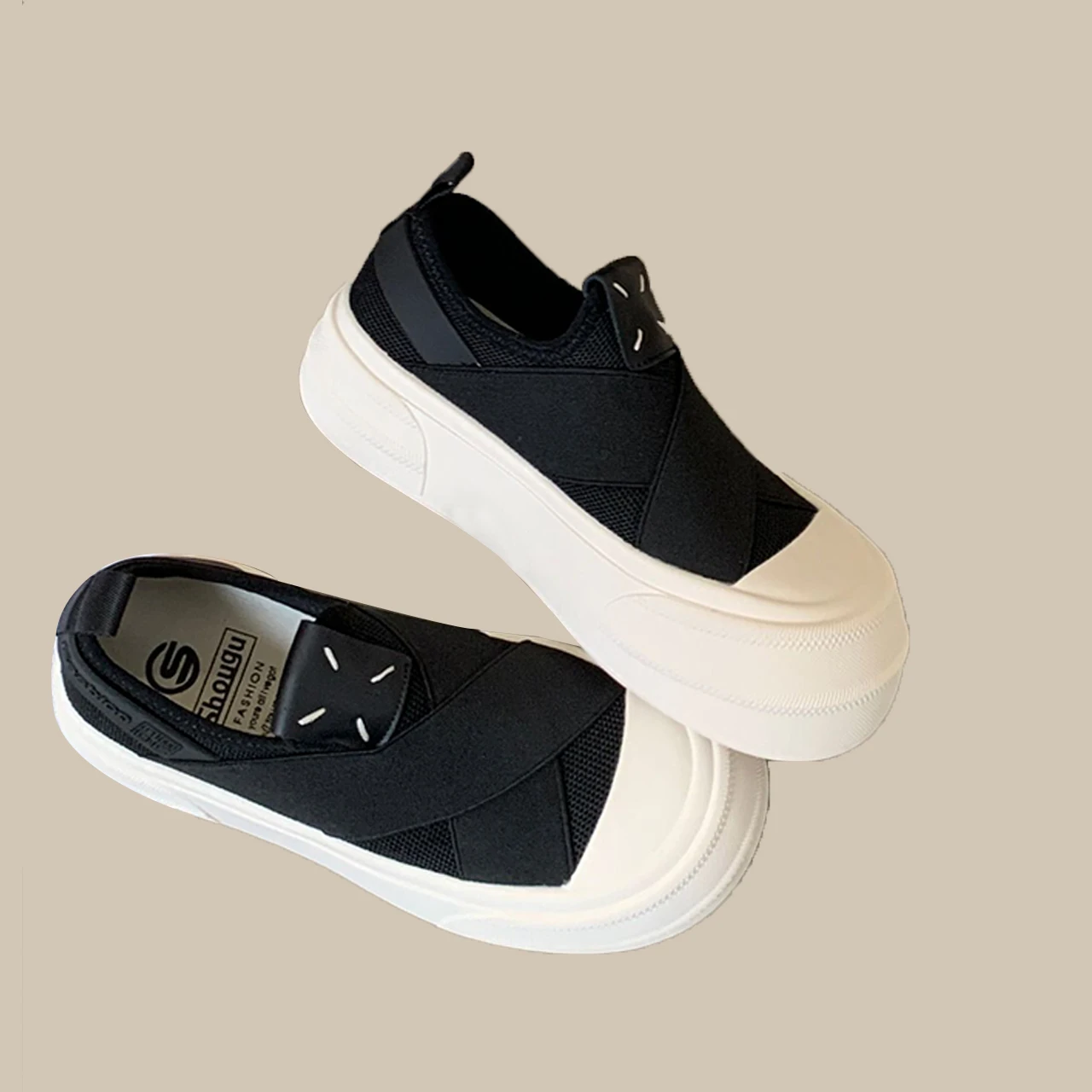 Women's shoes spring and summer new casual shoes lazy foot set a foot pedal low top board shoes
Women's shoes spring and summer new casual shoes lazy foot set a foot pedal low top board shoes