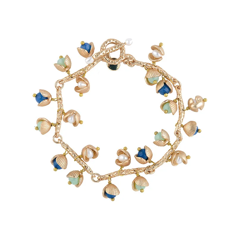 

European and American Popular Well-known Designers with The Same Natural Fresh and High-quality Shell Pearl Bracelet