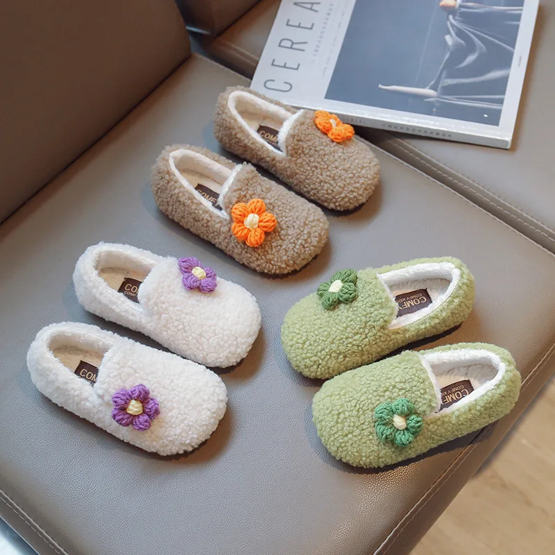Flower Woolen Cotton Shoes 2022 Winter New Style Indoor Soft Sole Bean Shoes Little Girls Woolen Shoes 캐주얼 신발 أحذية غير رسمية
Flower Woolen Cotton Shoes 2022 Winter New Style Indoor Soft Sole Bean Shoes Little Girls Woolen Shoes 캐주얼 신발 أحذية غير رسمية