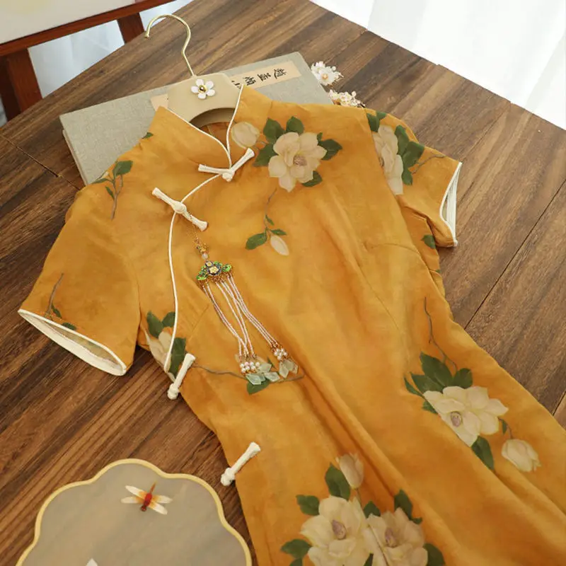 Chinese Traditional Short-sleeved Slim Dress Green Qipao Large Size Women's Dress 2022 Summer Camellia Cheongsam Girl
Chinese Traditional Short-sleeved Slim Dress Green Qipao Large Size Women's Dress 2022 Summer Camellia Cheongsam Girl