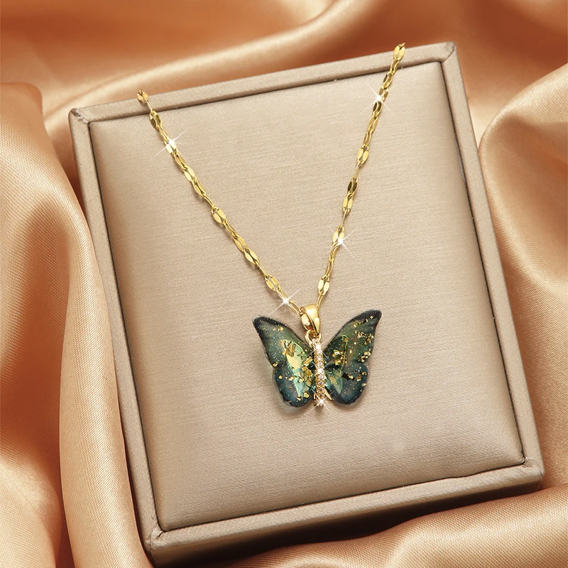 Green Crystal zircon Butterfly pendant necklace for women gold color titanium steel choker Insect element Clavicle Chain
Green Crystal zircon Butterfly pendant necklace for women gold color titanium steel choker Insect element Clavicle Chain