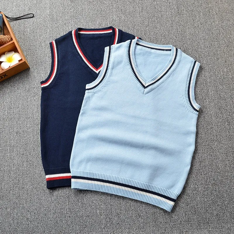 Japanese School Uniform for Boys and Girls, Sleeveless Sweater Vest, V-neck Cotton Tops, Knitted Vest, British Style
Japanese School Uniform for Boys and Girls, Sleeveless Sweater Vest, V-neck Cotton Tops, Knitted Vest, British Style