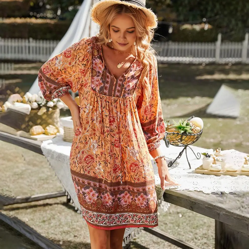 Floral Printed Dress Bohemian Style Floral Print V Neck Mini Dress with Drawstring Patchwork Details for Summer Vacation Beach
Floral Printed Dress Bohemian Style Floral Print V Neck Mini Dress with Drawstring Patchwork Details for Summer Vacation Beach