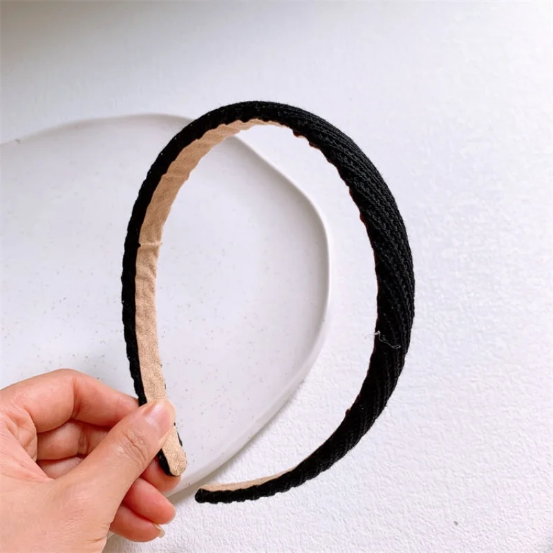 1 autumn and winter knitted wool headband net red new face wash headband small simple white hair card headwear female 1 autumn and winter knitted wool headband net red new face wash headband small simple white hair card headwear female