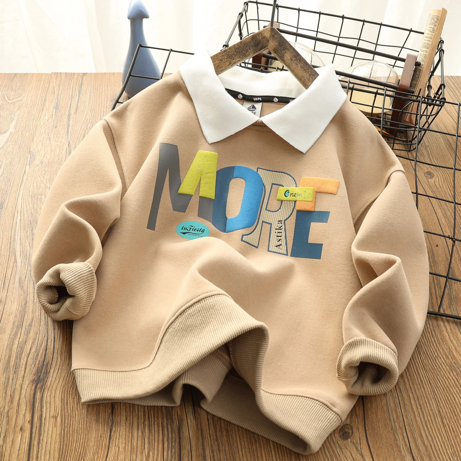 Boys' Loose Causal Polo Collar Sweatshirts Letter Printing Fashionable Long Sleeve T-shirts 2023 Spring Autumn 4-12 Years Old
Boys' Loose Causal Polo Collar Sweatshirts Letter Printing Fashionable Long Sleeve T-shirts 2023 Spring Autumn 4-12 Years Old