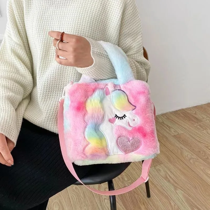 Японская Симпатичная плюшевая сумка, новинка 2022, сумка через плечо с милым единорогом, модная сумка через плечо с мультяшным рисунком для девушек
Японская Симпатичная плюшевая сумка, новинка 2022, сумка через плечо с милым единорогом, модная сумка через плечо с мультяшным рисунком для девушек