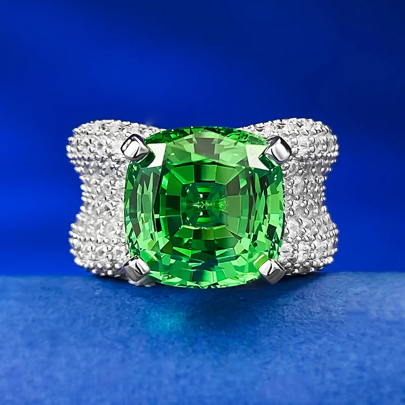 925 Silver Imported Shafulai Green 12 * 12 Cut Ring Wholesale for European Beauty
925 Silver Imported Shafulai Green 12 * 12 Cut Ring Wholesale for European Beauty
