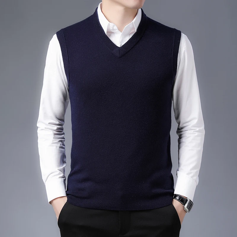 Men Sweater 100% Wool Vests Solid Color V-neck Casual Loose All-Match Daily Male Sleeveless Knitting Fashion Retro Male Vest 
Men Sweater 100% Wool Vests Solid Color V-neck Casual Loose All-Match Daily Male Sleeveless Knitting Fashion Retro Male Vest