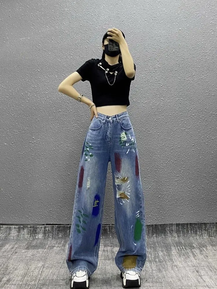Fashion Painted Ripped Casual Button Jeans Women's High Waist Loose Streetwear Straight Versatile Punk Style Wide-leg Mop Pants
Fashion Painted Ripped Casual Button Jeans Women's High Waist Loose Streetwear Straight Versatile Punk Style Wide-leg Mop Pants