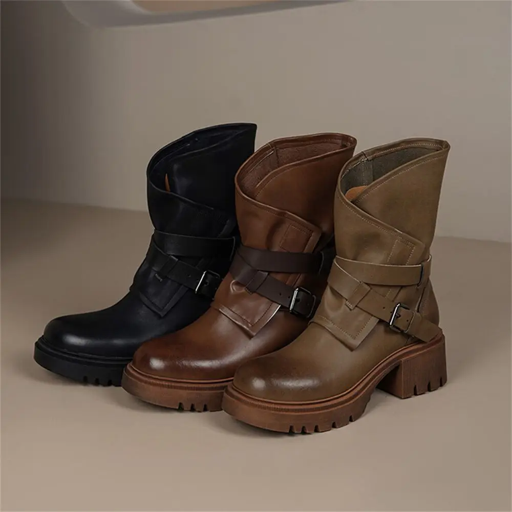 New Fashion Mid-Calf Boots Belt Buckle Embellished Chunky Heel Zipper Boots Retro Handsome Soft Bottom Round Head Leisure Shoes
New Fashion Mid-Calf Boots Belt Buckle Embellished Chunky Heel Zipper Boots Retro Handsome Soft Bottom Round Head Leisure Shoes