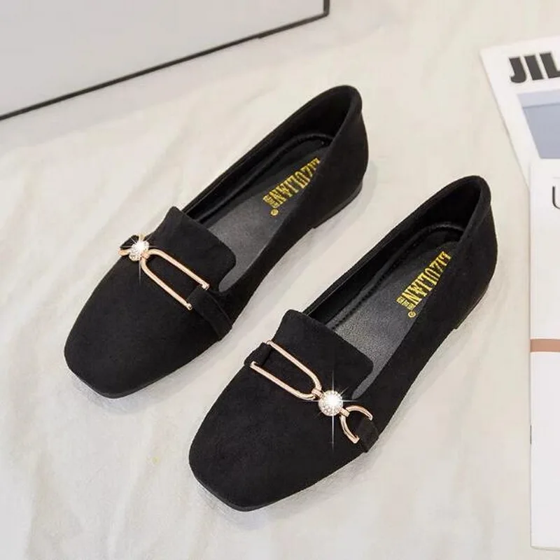 Single shoe women 2023 square head flat flat soft sole plus velvet bean ladle shoes big size women's shoes 41-43 small size 31-3
Single shoe women 2023 square head flat flat soft sole plus velvet bean ladle shoes big size women's shoes 41-43 small size 31-3