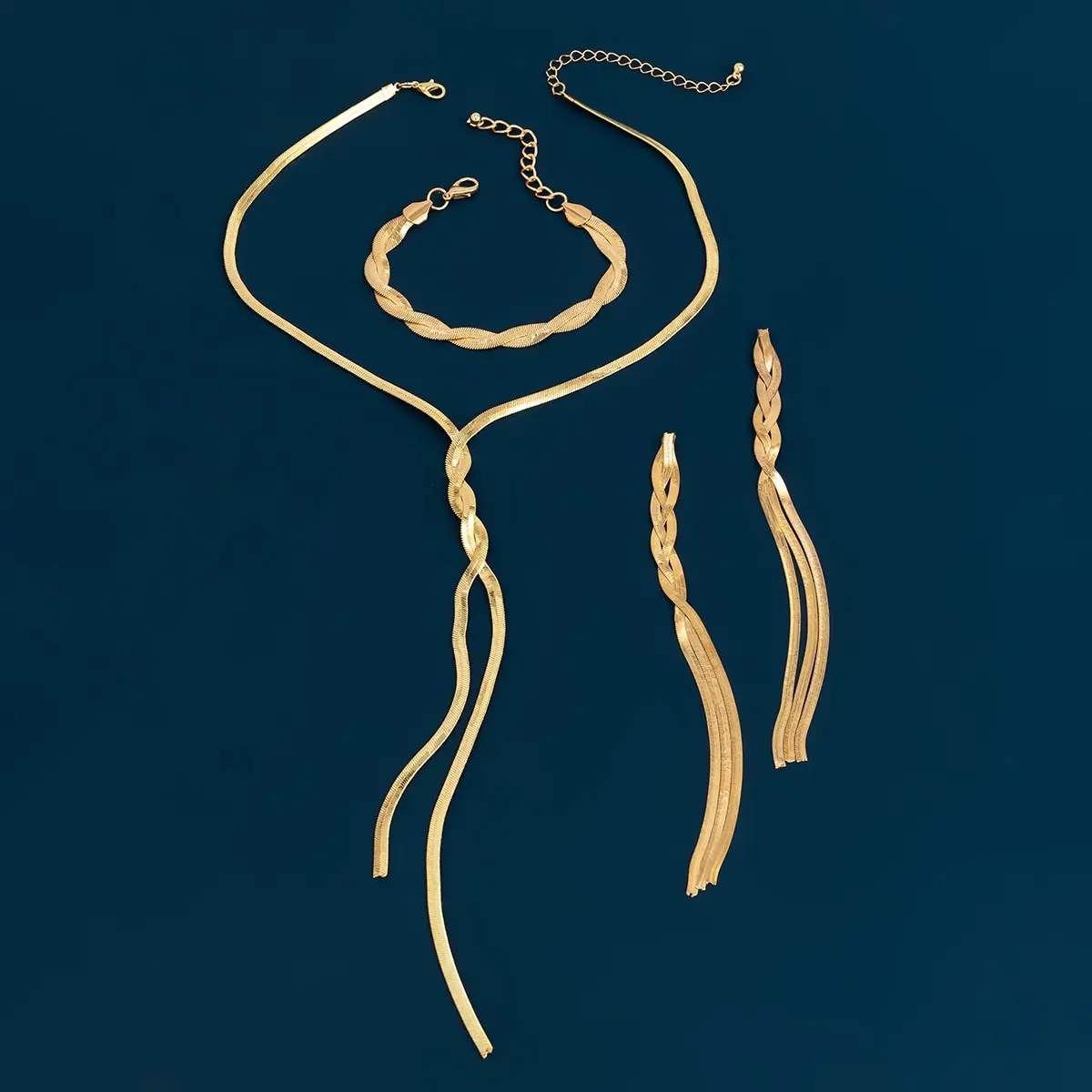 Ensemble 3 pièces couleur or, boucles d'oreilles longs, collier, bracelet Ensemble 3 pièces couleur or, boucles d'oreilles longs, collier, bracelet
