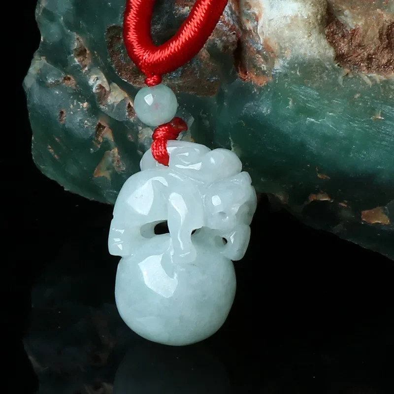 

Natural Jade Emerald Pixiu Pendant DIY Accessories Charm Jewellery Fashion Hand-Carved Woman Man Luck Amulet Sweater Chain