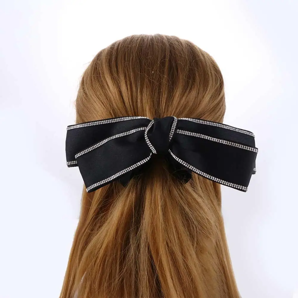 Sweet Retro For Girls Bow Rhinestone Ponytail Holder Hair Claw Korean Style Hairpin Women Hair Clip Banana Clip
Sweet Retro For Girls Bow Rhinestone Ponytail Holder Hair Claw Korean Style Hairpin Women Hair Clip Banana Clip