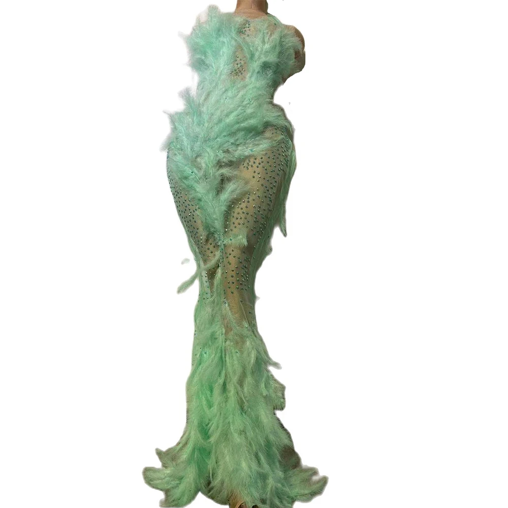 

Green Floor-Length Feather Dresses Sleeveless Sequins Decoration Floor-Length Theatrical Costume For Women Performance Suit