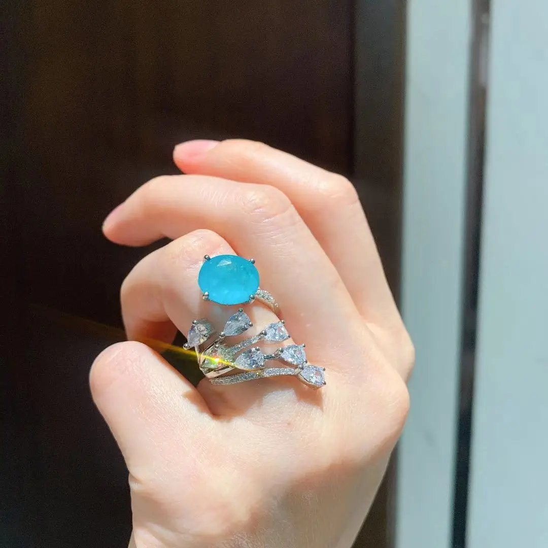 Новая Корейская версия Instagram модная Европейская и американская мода имитация Palaiba живое кольцо нишевое модное кольцо с основным камнем
Новая Корейская версия Instagram модная Европейская и американская мода имитация Palaiba живое кольцо нишевое модное кольцо с основным камнем