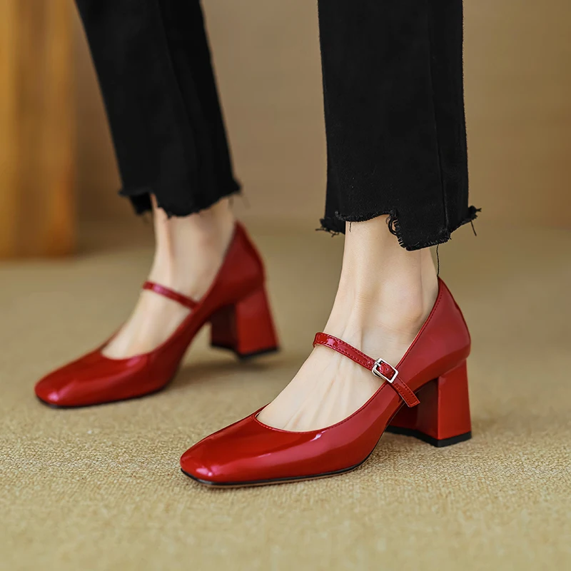 

Spring Summer New Womens Pumps Buckle Thick Heels Mary Janes Shoes Korea Style Patent Leather Red Silver Ladies High Heels Shoes