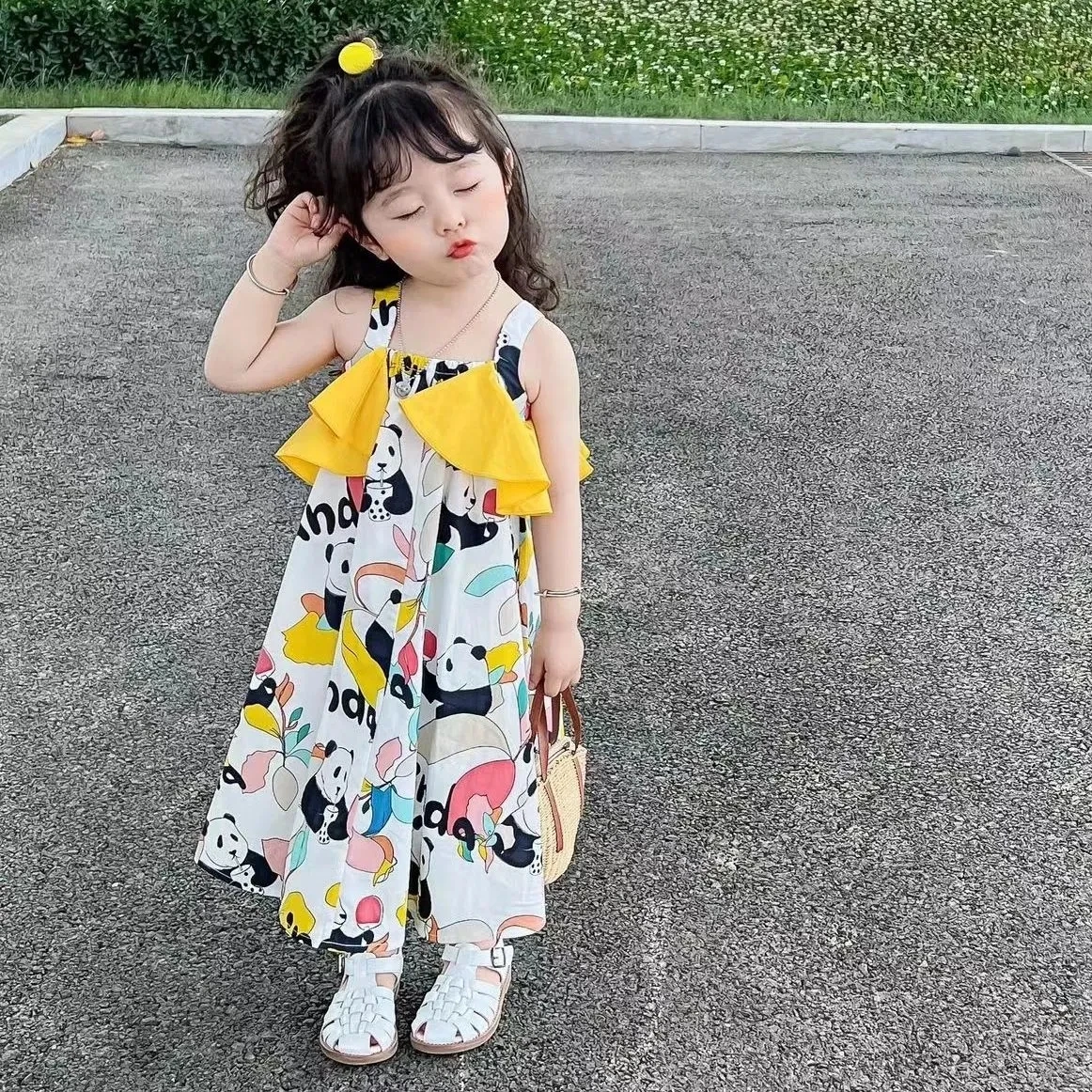 Summer Toddler Kids Print Panda Sundress Baby Cute Sleeveless Long Dresses for Girls Strap Loose Casual Tank Dress Girl Clothing
Summer Toddler Kids Print Panda Sundress Baby Cute Sleeveless Long Dresses for Girls Strap Loose Casual Tank Dress Girl Clothing