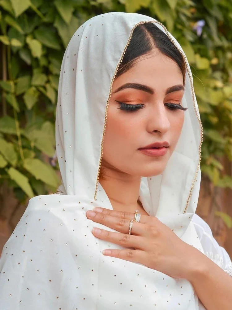 Lain Pearl Bubble Chiffon Diamond Rhinestone Shawl Scarf High Quality Shimmer Beads Headband Wrap Foulard Muslim Hijab Sjaal
Lain Pearl Bubble Chiffon Diamond Rhinestone Shawl Scarf High Quality Shimmer Beads Headband Wrap Foulard Muslim Hijab Sjaal