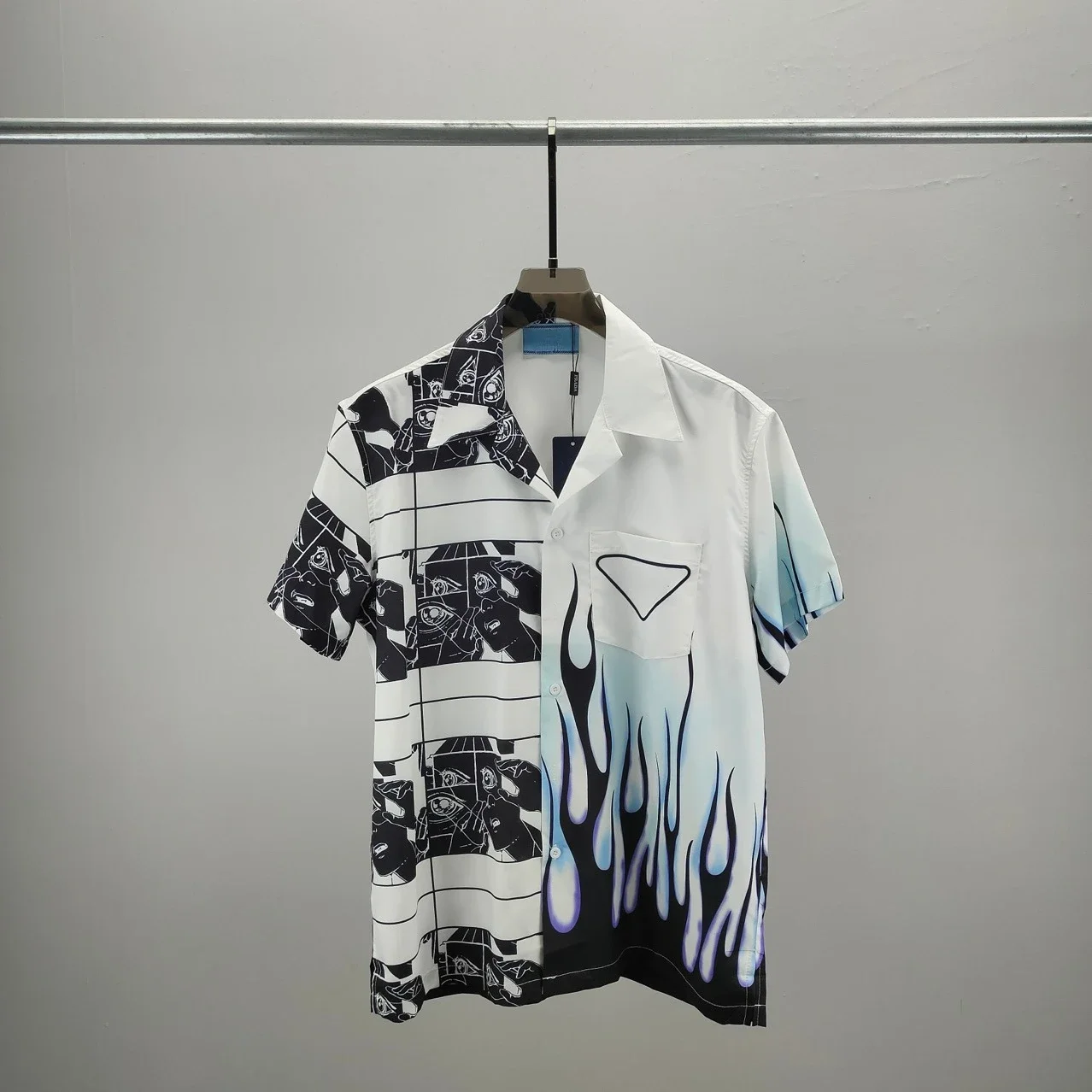

2024 Summer New Short-sleeved Shirt for Men Retro Flame Stitching Pattern Design Hawaiian Beach Shirts PajamaCollar Silk shirt
