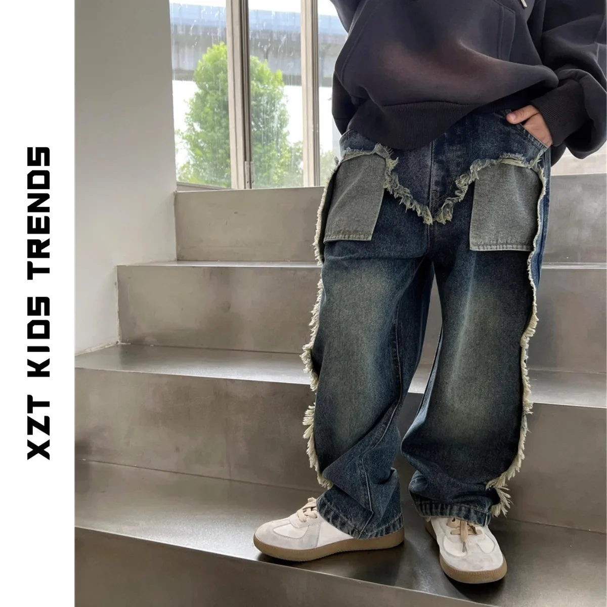 2023 Autumn/Winter New Children's Wear Children's Beggar Hole Reversed Jeans pant
2023 Autumn/Winter New Children's Wear Children's Beggar Hole Reversed Jeans pant