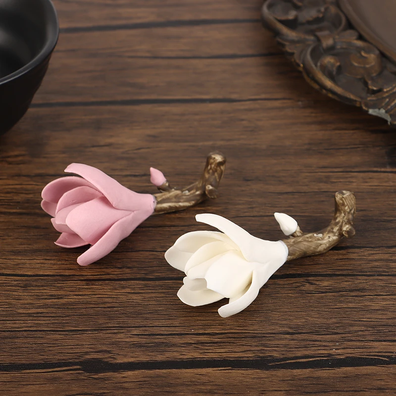 Gardenia Flower Insert Ceramic Thread Fragrance Holder Pen Holder Ceramic Tea Ceremony Tea Table Decoration Accessories
Gardenia Flower Insert Ceramic Thread Fragrance Holder Pen Holder Ceramic Tea Ceremony Tea Table Decoration Accessories