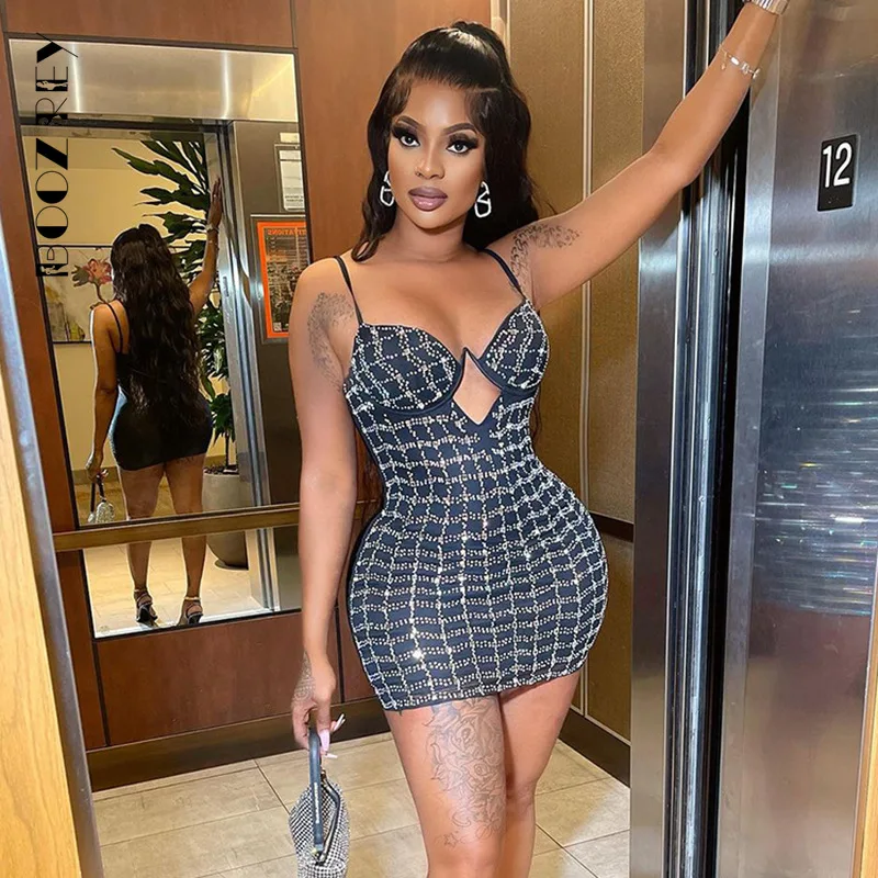 BoozRey Sexy Rhinestone Diamonds Party Mini Dresses Women Luxury Birthday Clubwear Sleeveless Spaghetti Strap Night Club Dress
BoozRey Sexy Rhinestone Diamonds Party Mini Dresses Women Luxury Birthday Clubwear Sleeveless Spaghetti Strap Night Club Dress