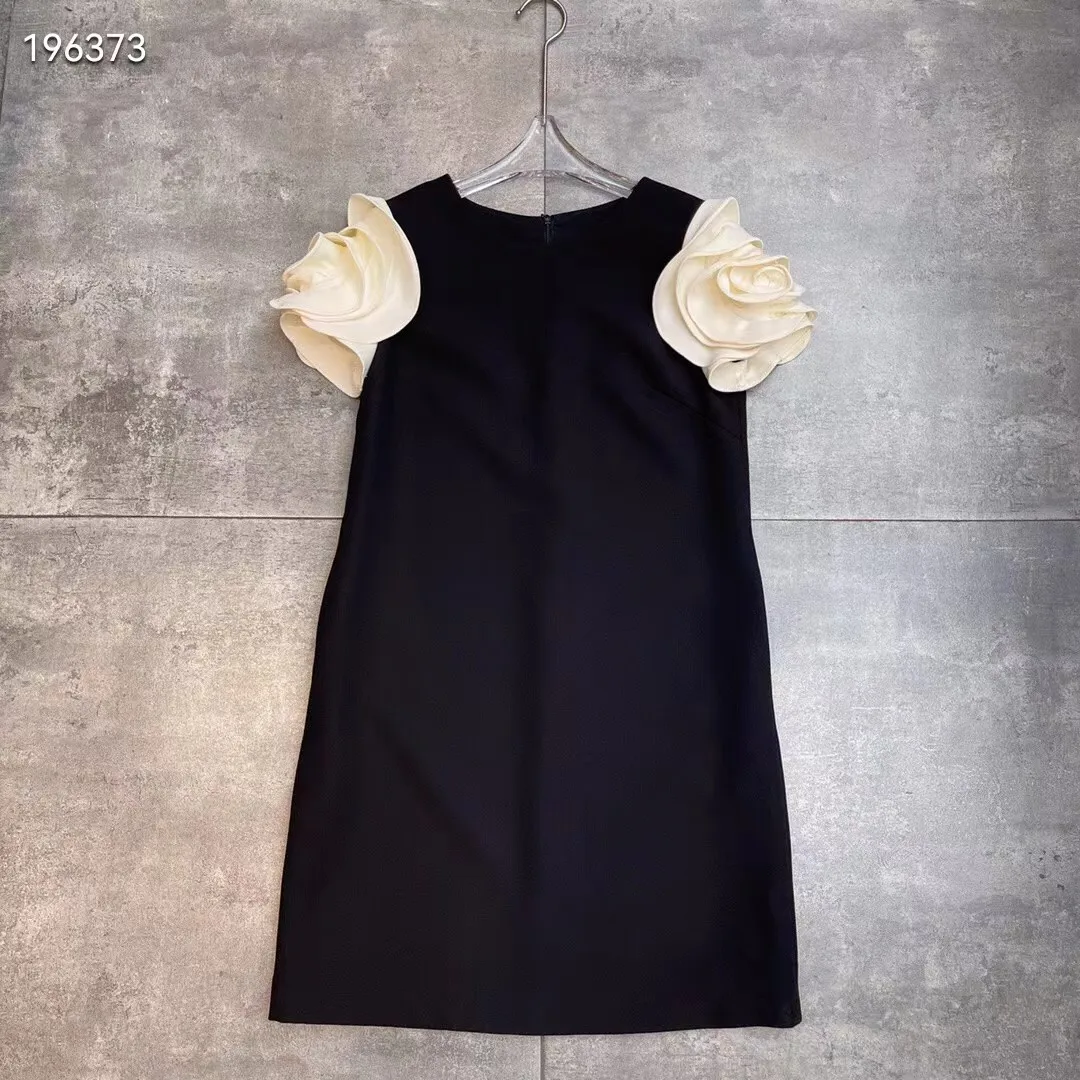 qs0154 High quality New Fashion Women 2024 spring Dress Luxury European Design party style dress
qs0154 High quality New Fashion Women 2024 spring Dress Luxury European Design party style dress