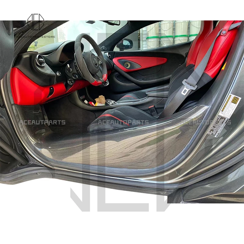 

Накладка на порог для Mclaren 540C 570S 570GT 600LT 2015 - 2019 из сухого углеродного волокна