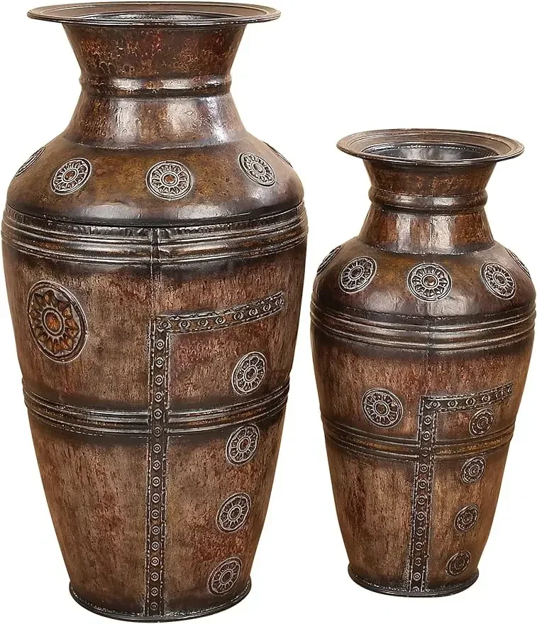 

Металлическая большая ваза Deco 79 для помещений и улицы с цветочным рельефом, набор из 2 29 дюймов, 22 дюйма H, коричневая