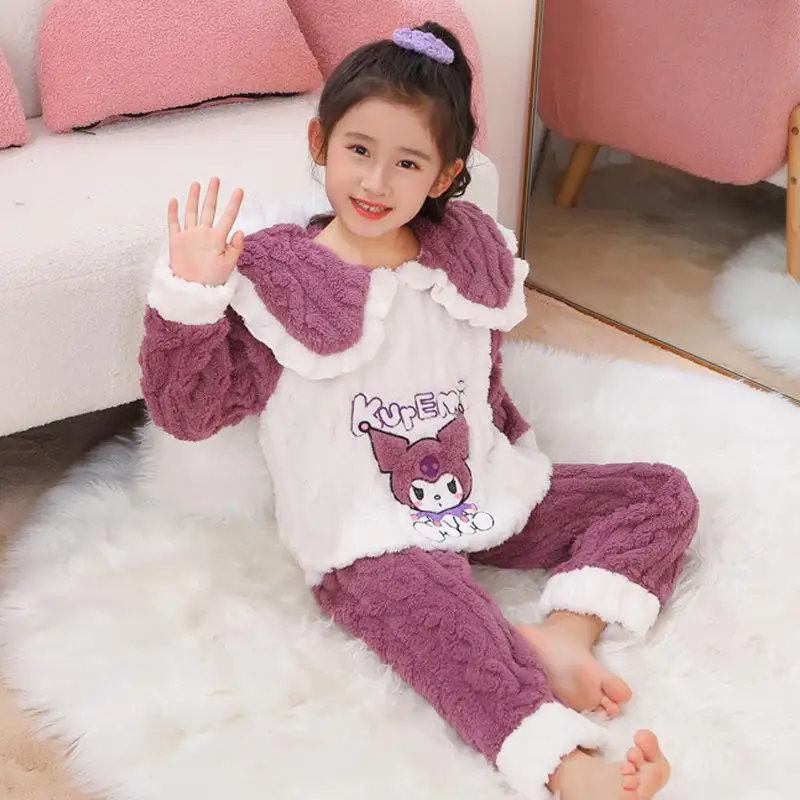 

Детская плюшевая Пижама Sanrioed Kuromi, комплект с героями мультфильмов Hello Kitty, теплая Домашняя одежда, зимняя женская пижама с кукольным воротником, подарок