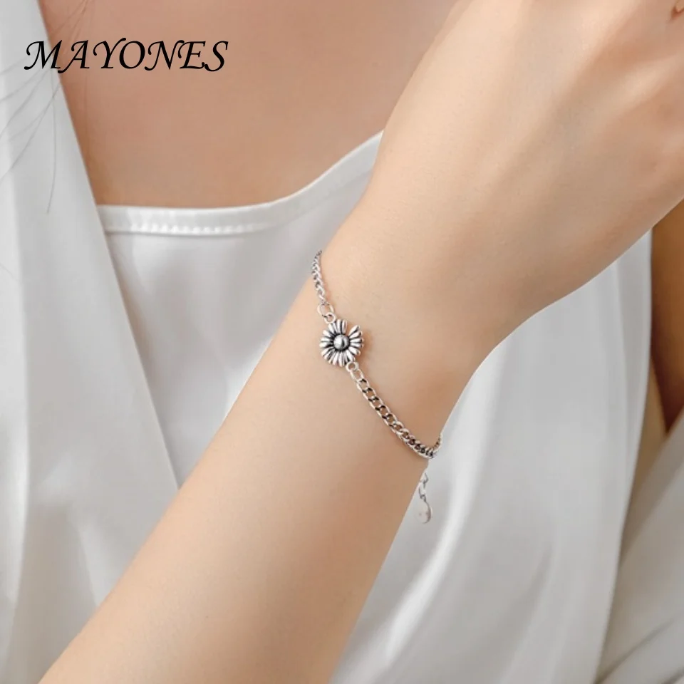 

S925 Thai Silver Daisy Bracelet Women's Vintage Forest Women's Hong Kong style Sunflower Jewelry