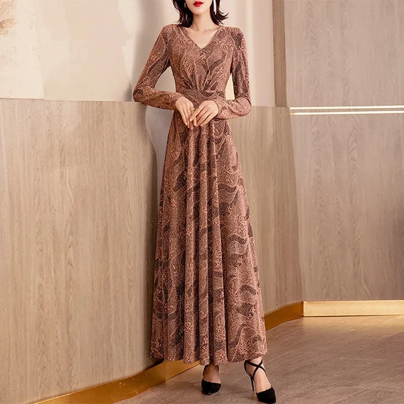 2024 Spring Autumn Base Dress Women Long Sleeve Large Swing Dresses Y2k Long To Ankle High-End V-Neck Slim Oversize Dress Female
2024 Spring Autumn Base Dress Women Long Sleeve Large Swing Dresses Y2k Long To Ankle High-End V-Neck Slim Oversize Dress Female