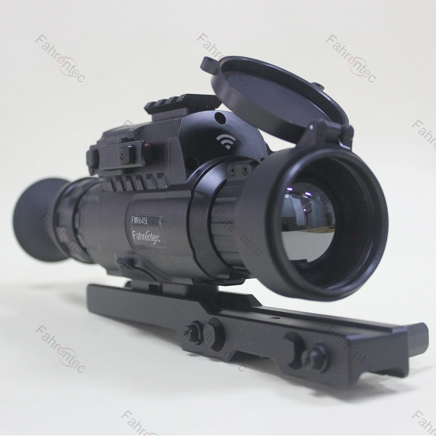 

Fahrentec Infrared Thermal Imaging Rifle Sight 640x512 45mm Night Vision Scope, 32G Memory, WiFi, Video Photo Recording