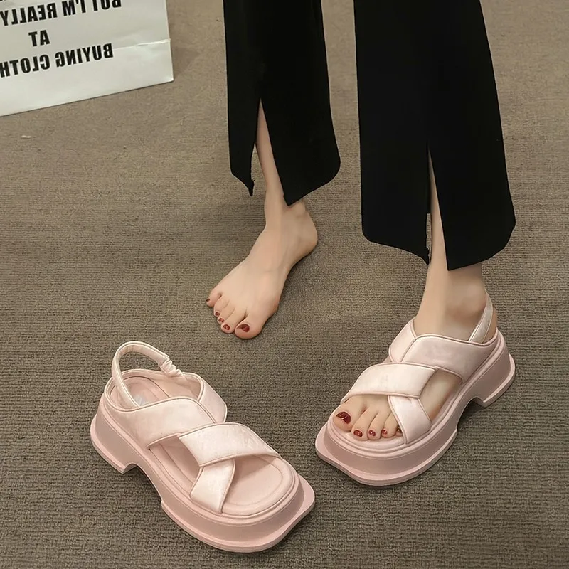 

Summer New Thick Soled Soft Leather Roman Style Women's Sandals 2024 Designer New Fashion Open-toed Outdoor Beach Ladies Shoes