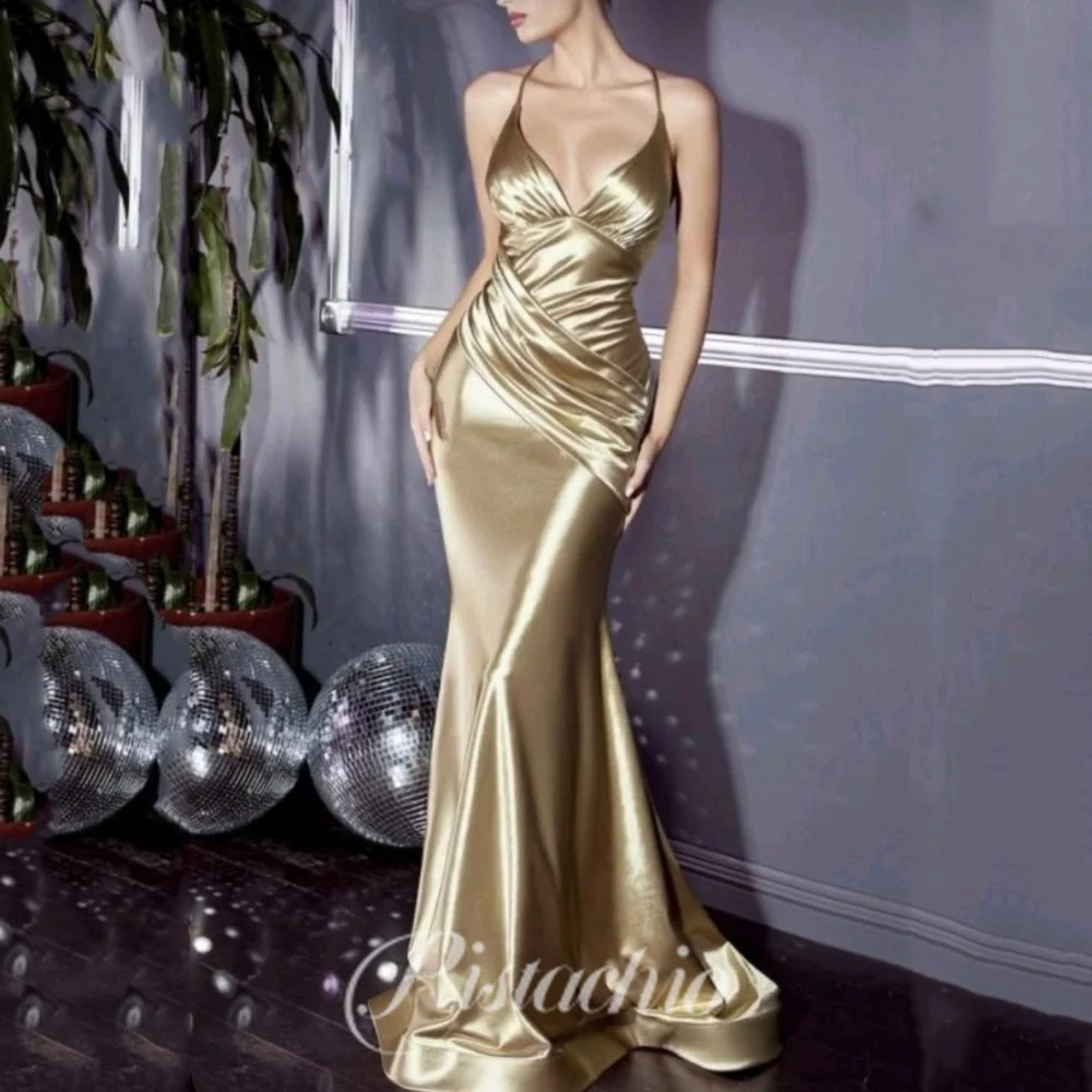 Sexy Party Dress For Women V Neck Spaghetti Straps Back Lace Up Evening Gowns Mermaid Floor Length Prom Dresses فساتين سهرة
Sexy Party Dress For Women V Neck Spaghetti Straps Back Lace Up Evening Gowns Mermaid Floor Length Prom Dresses فساتين سهرة