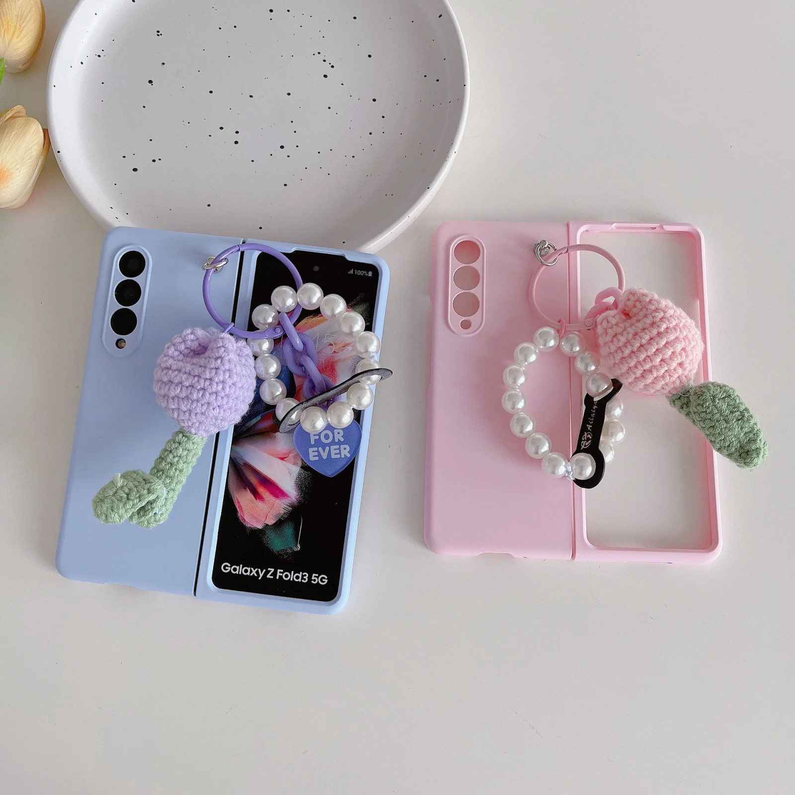 2022 for Samsung Galaxy Z Fold 4 5g Case with Wrist Strap Cute Hard Case Protective Shockproof Phone Cover for Z Fold 4 Women
2022 for Samsung Galaxy Z Fold 4 5g Case with Wrist Strap Cute Hard Case Protective Shockproof Phone Cover for Z Fold 4 Women