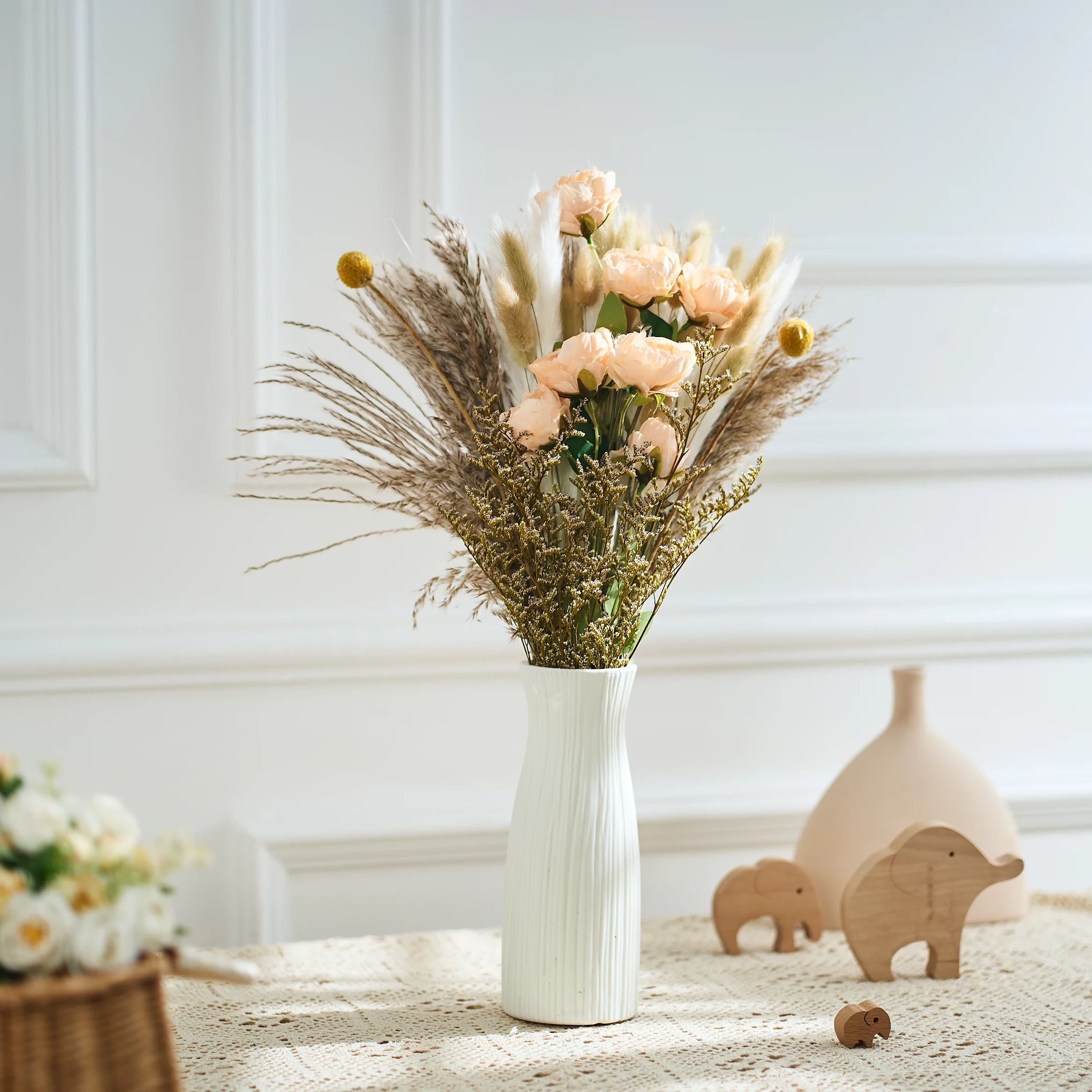 70PCS Dried Pompous Grass Branches Natural Pampas Grass Decor Flower Arrangement Wedding Party Boho Home Christmas Decoration
70PCS Dried Pompous Grass Branches Natural Pampas Grass Decor Flower Arrangement Wedding Party Boho Home Christmas Decoration