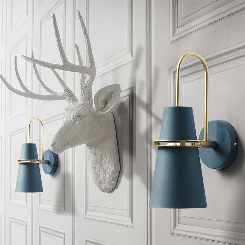 Nordic Luxury Light Macaron Bedroom Living Room Kitchen Interior Decoration Horse Head Hollow Designer LED Modern Wall Lamps
Nordic Luxury Light Macaron Bedroom Living Room Kitchen Interior Decoration Horse Head Hollow Designer LED Modern Wall Lamps