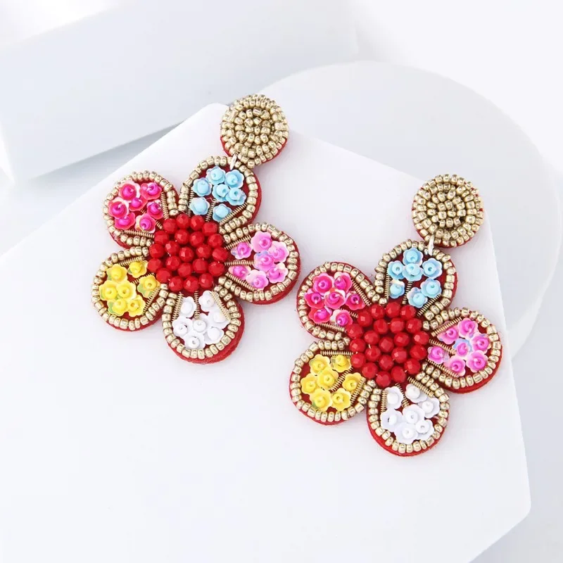 Серьги из бисера, фигурка цветка с блестками, оригинальное ручное плетение, модные простые серьги из сплава в богемном стиле
Серьги из бисера, фигурка цветка с блестками, оригинальное ручное плетение, модные простые серьги из сплава в богемном стиле