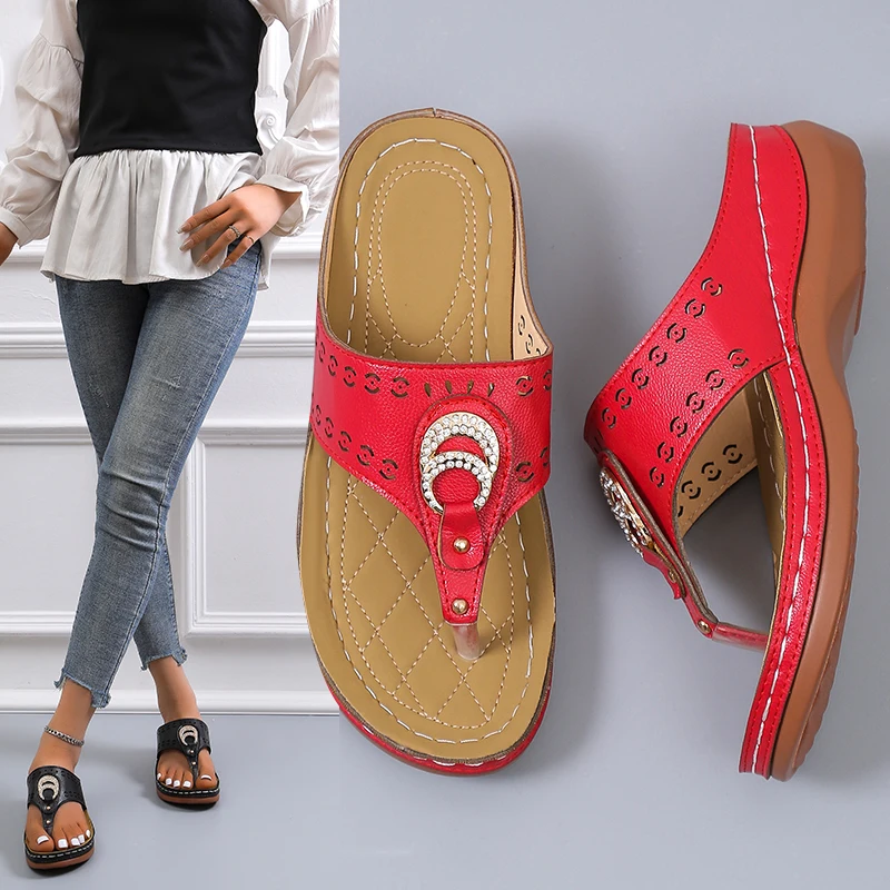 Women's Beach Flip Flops 2023 Summer Wedge Sandals Rhinestone Metal Buckle Platform Slippers Ladies Casual Shoes Plus Size 43
Women's Beach Flip Flops 2023 Summer Wedge Sandals Rhinestone Metal Buckle Platform Slippers Ladies Casual Shoes Plus Size 43