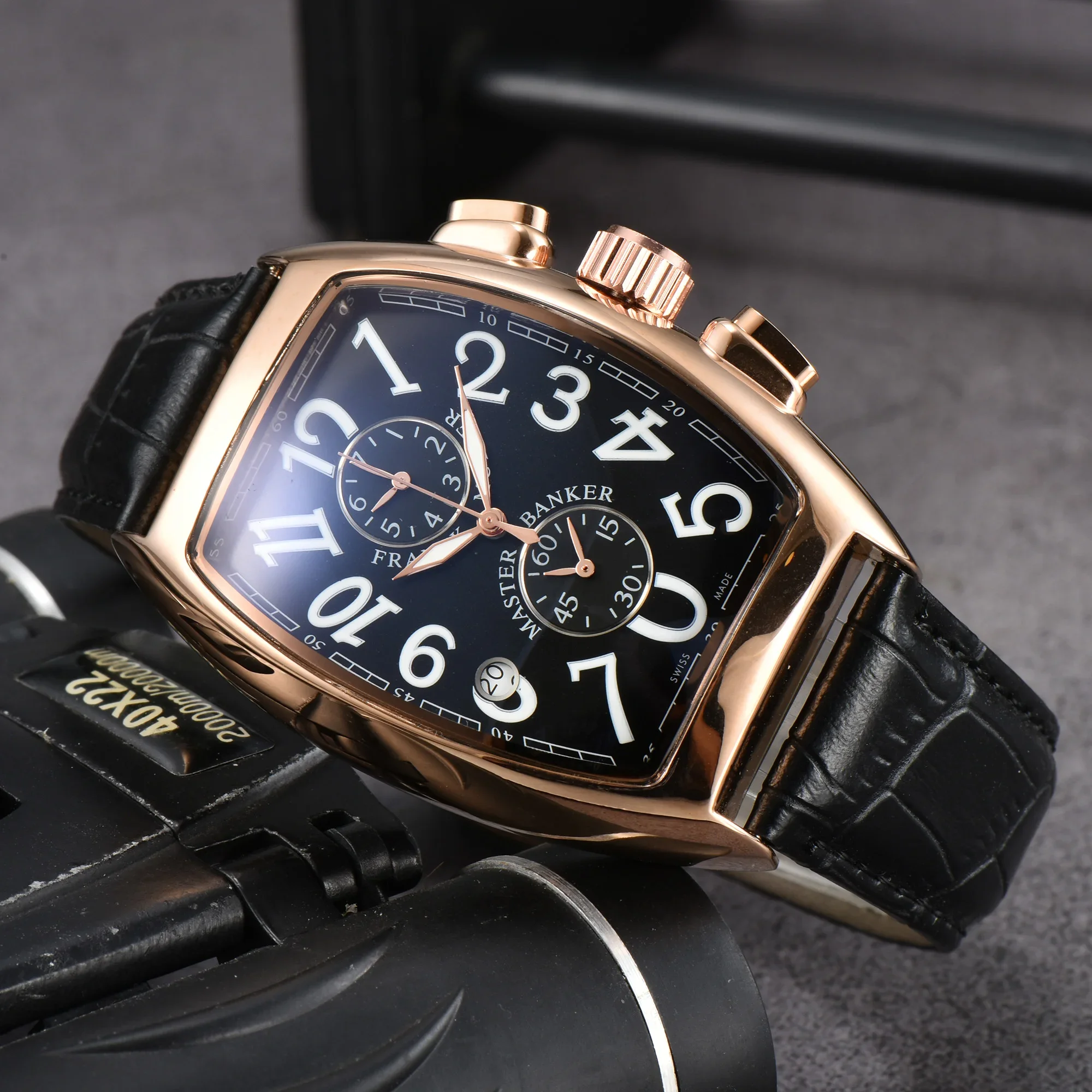 

Watch for Men Fashion Quartz Wristwatches Tonneau Man Watches Sports Waterproof Luxury Free Shipping Items for Men