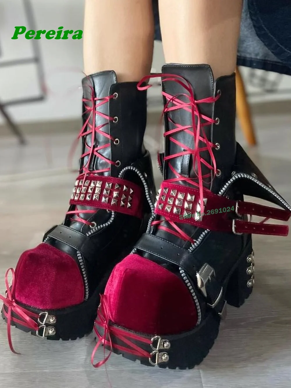 

Dark Gothic Short Boots Platform Thick Soled Lace Up Ankle Boots Winter Chunky Heeled Women's Shoes Rivet Metal Luxury Shoes